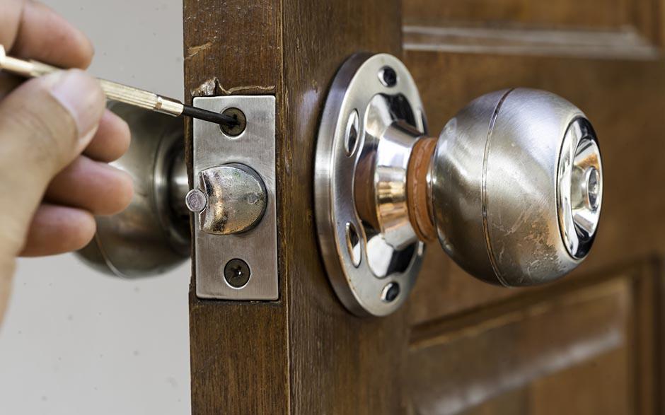 urgence serrure porte Écuelles